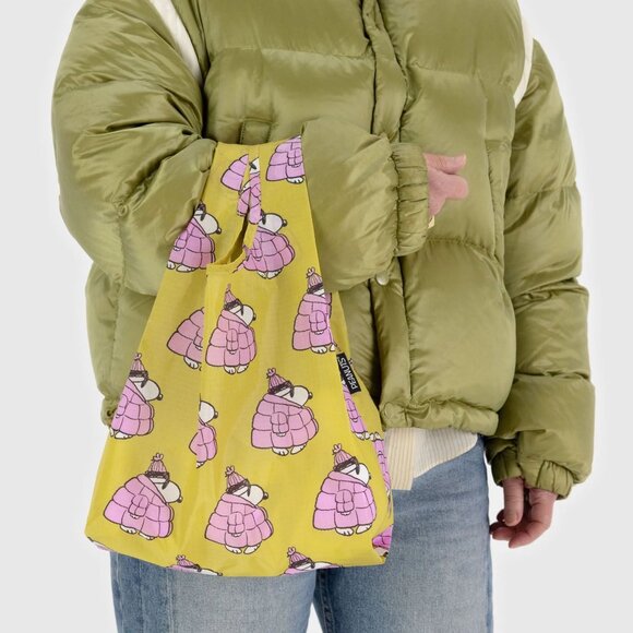 NWT Baby Baggu - Puffer Snoopy Pink (Peanuts Collab) - Picture 3 of 4